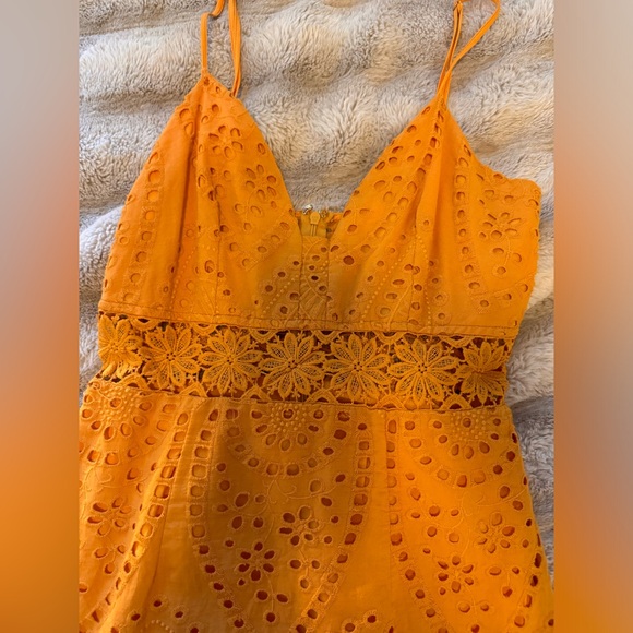 In the beginning light orange dress - Picture 2 of 4